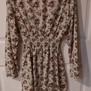 Flower cream color dress with flowers